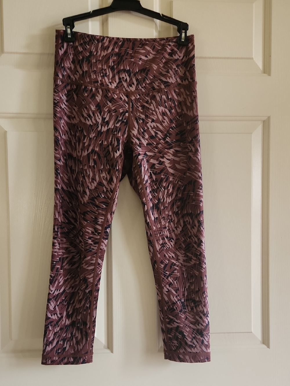 Zella Mauve and Black Brushstroke Leggings
